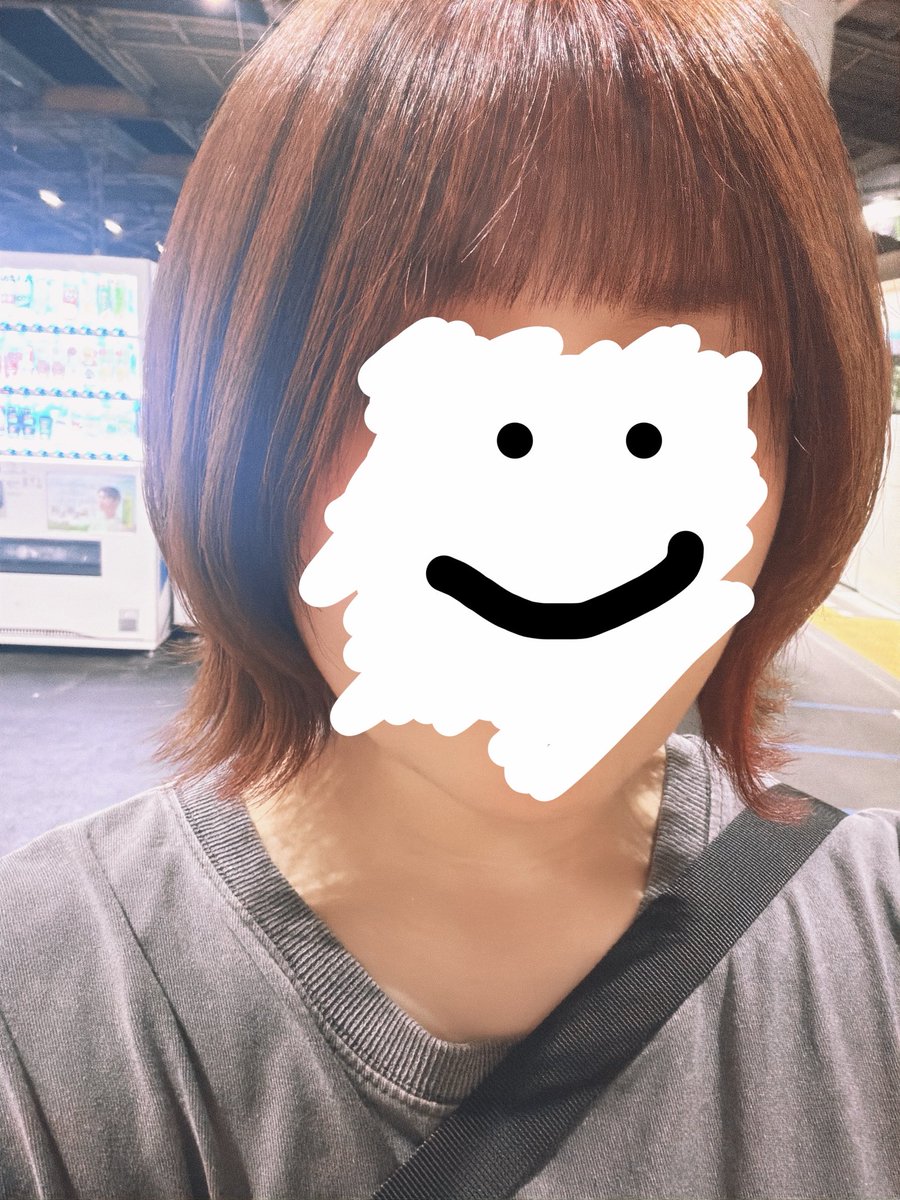 ari___8610's tweet photo. 20cm以上切ってスッキリ🫶🏻
だいぶ頭軽くなってイメチェン！

国立楽しみだ
꙳⋆⸜(´˘`𓐍) ⸝ https://t.co/gI6CS5nUxD