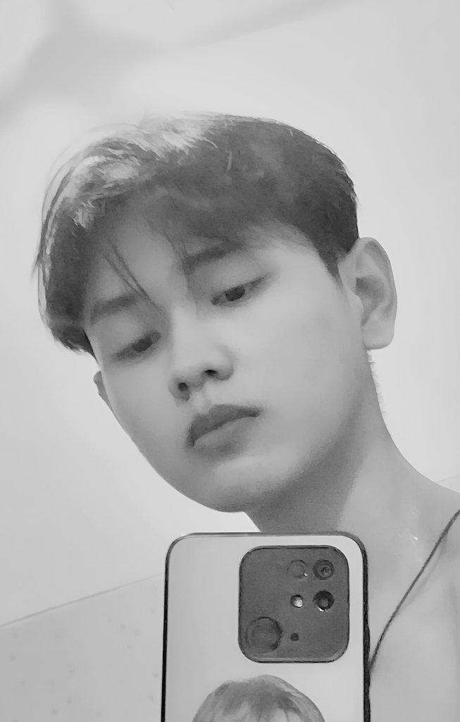 al_for1's tweet photo. Nek diem di rumah ki mesti josjis ngunu rupaku, tapi kalo keluar rumah langsung cosplay monyet🤗💔 https://t.co/64SthZ2KyW