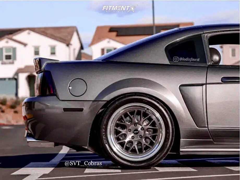 SVT_Cobras's tweet photo. Great looking wheels on this SVT® Cobra…🔥
#Ford | #Cobra | #Terminator https://t.co/9v2hqAVDoo