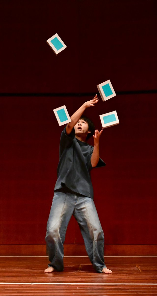 cigarBoxman's tweet photo. 📸@tsumikki_photo 
#ジャグLOVEる
今回もありがたいことに良い写真を沢山頂きました！
箱の位置が面白すぎてこの写真の技は何の技でしょうクイズできそう https://t.co/fcmYqpqQ2e