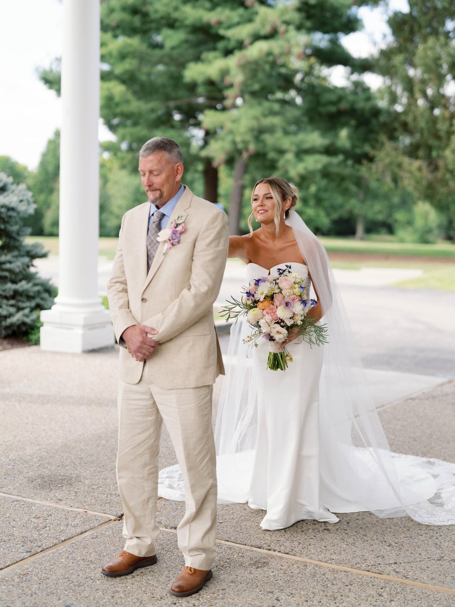 kyrie_amon's tweet photo. To the guy who showed me how to be loved and respected, the best soon to be Pop pop ever, and the greatest dad… happy birthday!! Lucky is an understatement when it comes to being your daughter and I’m so grateful for you and your love!! I love you!! I hope today is the best! 🎉 https://t.co/x71YqCO3GK