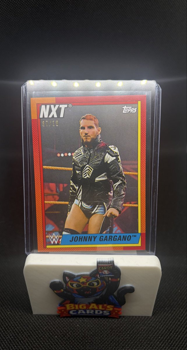 aviscioni's tweet photo. Happy #wrestlingcardwednesday!

A long time coming to acquire one of these. With this in hand, that finishes the rainbow for this card minus the 1/1. 7/10 too 🫡 2021 Topps Heritage WWE @JohnnyGargano red parallel /10 

#wrestlingcards https://t.co/QEL1CdhcJu
