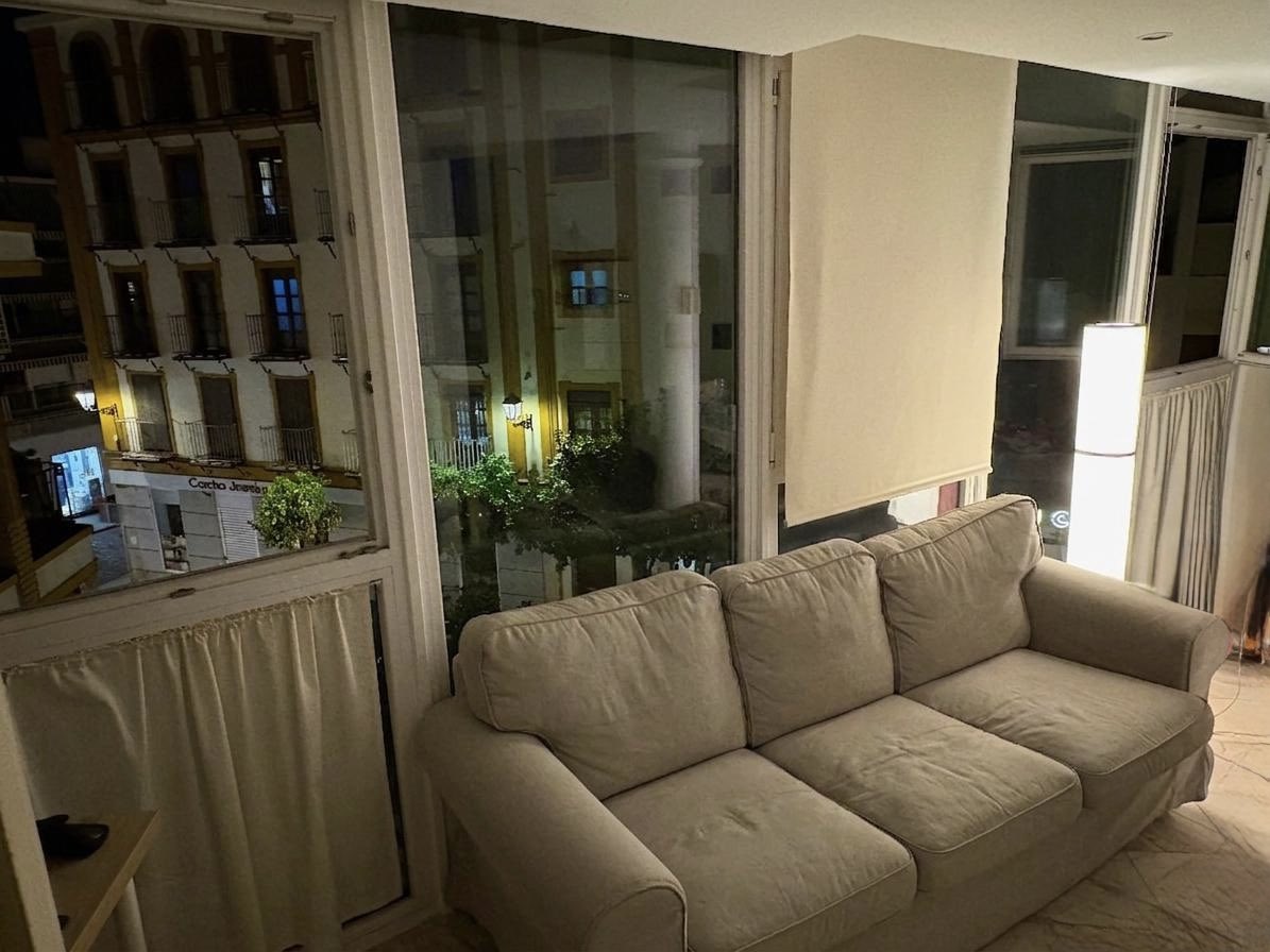 albertoo_fs's tweet photo. se alquila habitación libre en el centro de Sevilla (Alfalfa)

interesados md 

#pisossevilla #sevillapisos https://t.co/XLQwzXohOQ