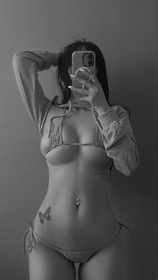 LabSadist's tweet photo. 집에서 몰래 찍은 사진인데..
올려도 될까요?
(심장 약한 분들은 뒤로가기)
#맘눌뎀  #일상계  #섹트 #변녀 https://t.co/HIlw60kuFb