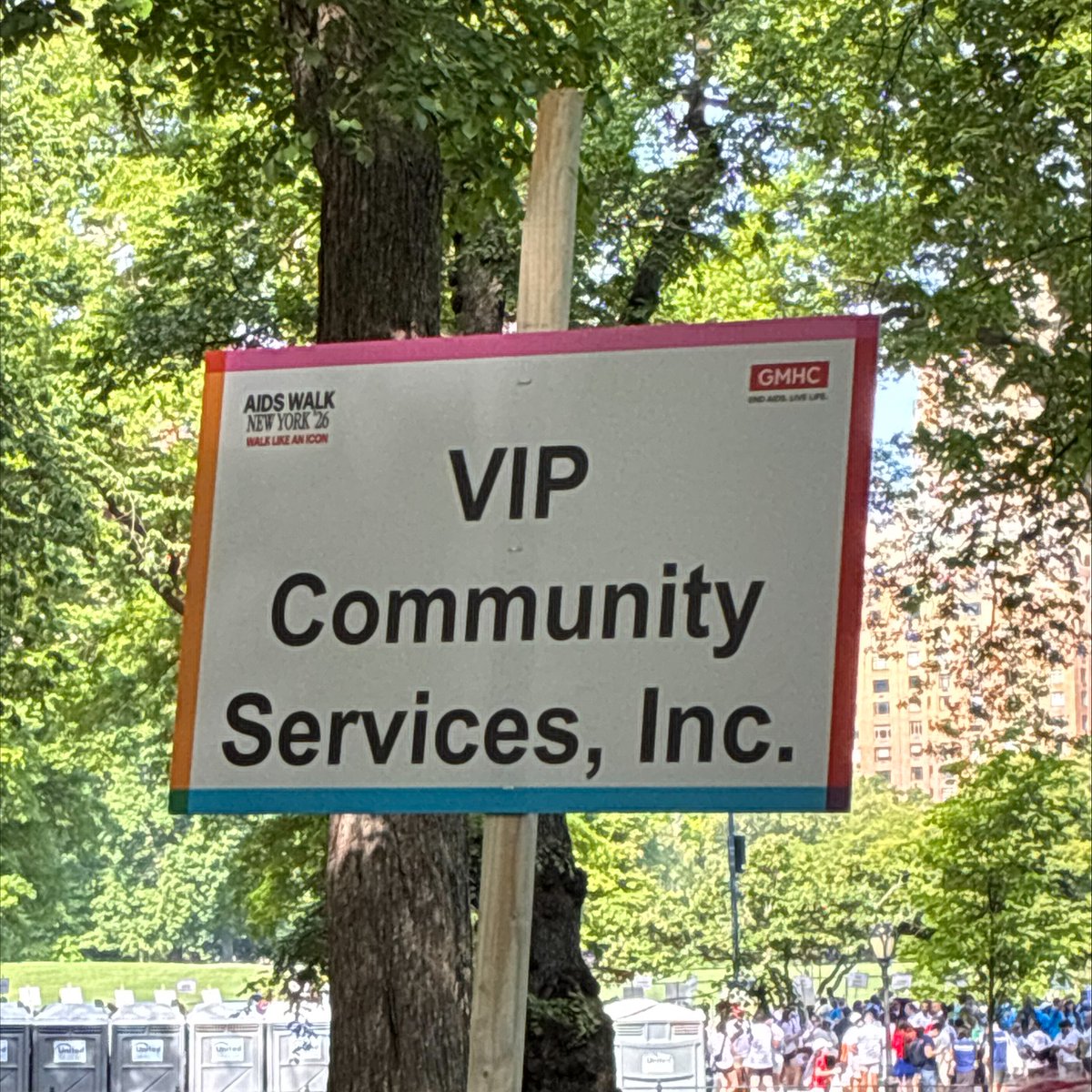vipcservices's tweet photo. VIP Community Services recently supported and participated in the 41st Annual AIDS Walk held in New York. 👟🌳

Thank you to everyone who walked, donated, and supported this important cause. Together, we can make a difference! ❤️☀️

@GMHC #VIPCommunityServices #AIDSWalkNY #GMHC https://t.co/v8NLMrsuq1