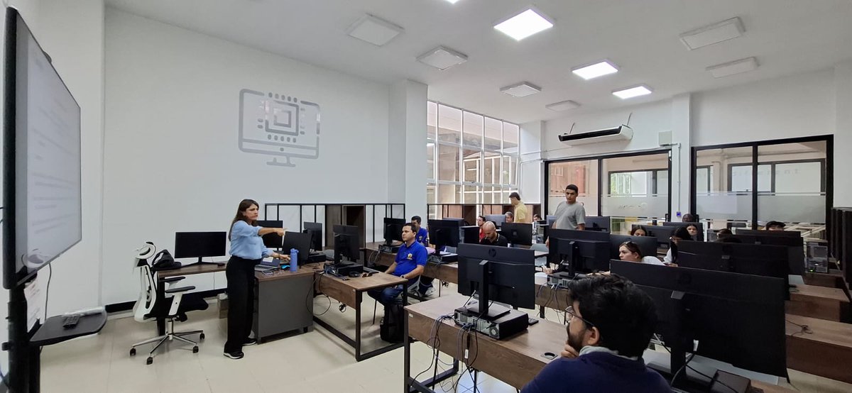 UCEVA - Unidad Central del Valle del Cauca tweet media