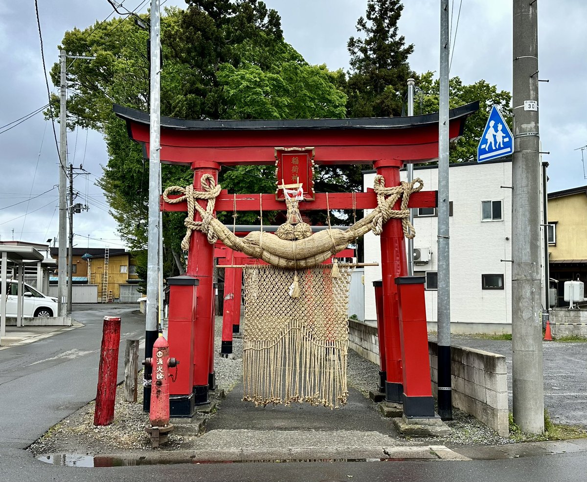 arch_works's tweet photo. 津軽地方の神社の注連縄。
ホント素晴らしい。
#注連縄
#津軽 https://t.co/Y9WfQixHAb