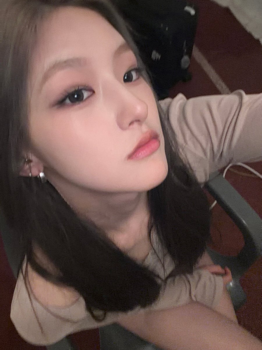 haneul_ara's tweet photo. 260527 원하늘 얼굴 진짜 너무 좋다 ..... https://t.co/EmK8GRVx3w