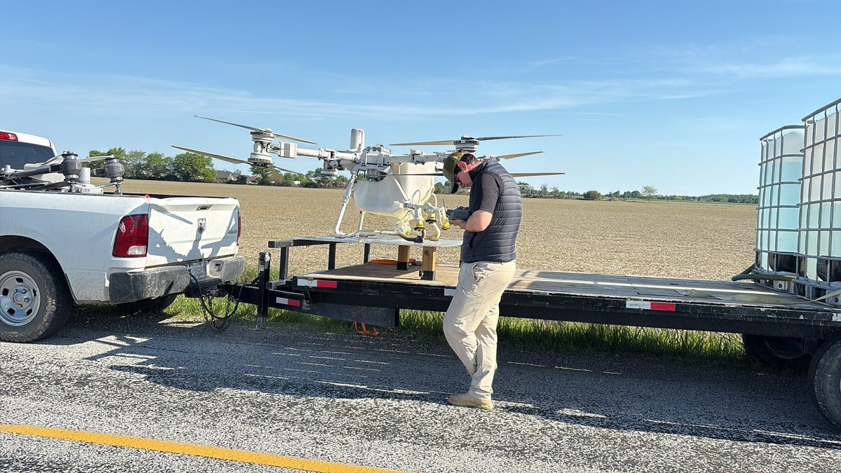 ChrisRobson11's tweet photo. With Helios drone spray today to apply some Nexta Spark on some R64 wheat for trial work. Spark works by reducing heat stress at flowering for approx 14 days by supplementing cytokinin hormone that is degraded at high temps. Going to have a number of trials in Kent and Essex https://t.co/eVK7NenPWK
