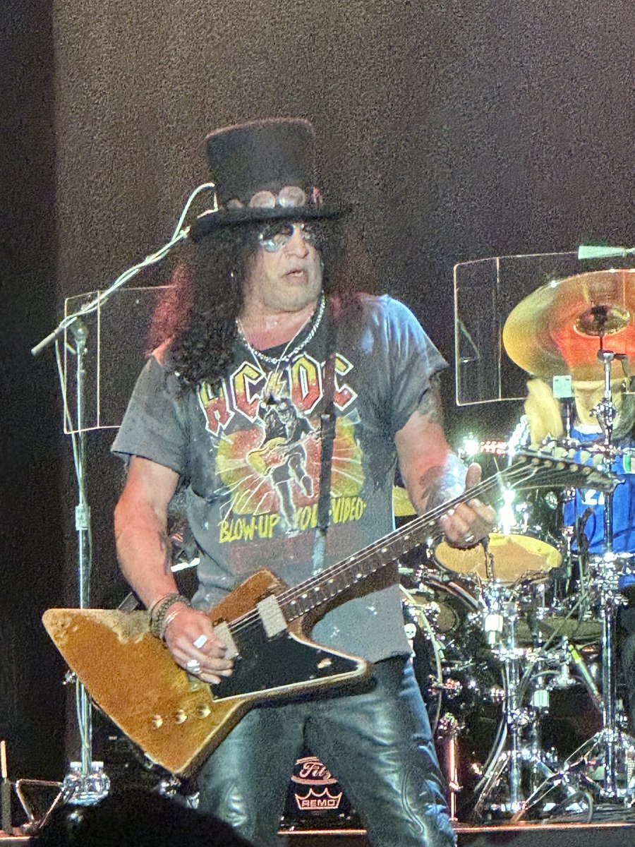 EmaEmaRock's tweet photo. Miss you Rockers 🤘
@todddammitkerns @franksidoris @Slash #smkc #italy #rocknroll #smkc https://t.co/I18U5oXcJq