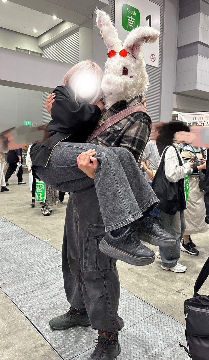Red_Rabbit99's tweet photo. デザフェス楽しかったな
11月も行きたいけど、子供の七五三と被りそう😂
お写真撮ってくれた方ありがとうございます🥰
家宝にします
#デザインフェスタ #デザフェス63 https://t.co/I8eELMVC5G