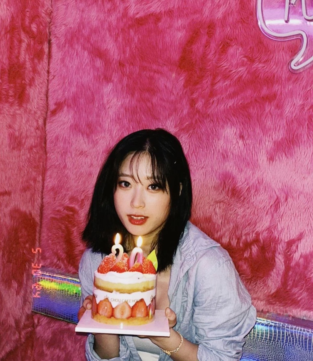 Archive for Young You (유영) tweet media