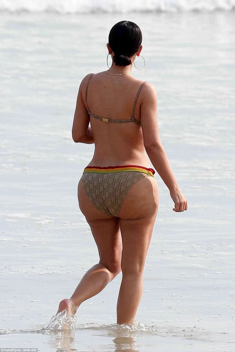 shruti tweet media