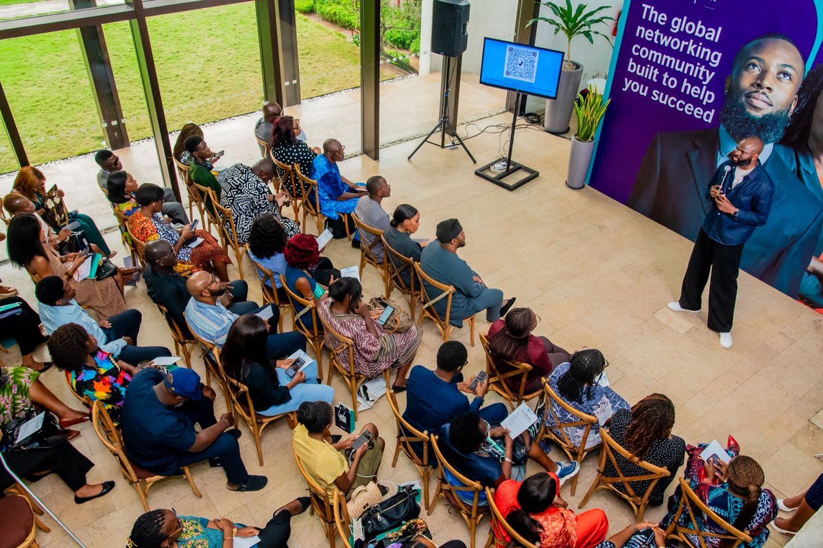 ngBritish's tweet photo. A UK education gives you more than a degree. It gives you cross-cultural skills that global employers are actively looking for.

Are you using them? Register for the Alumni UK Career Essentials Series and find out how 👉 https://t.co/Xxjmot3njD #AlumniUK #StudyUK https://t.co/BsylJ7tocK