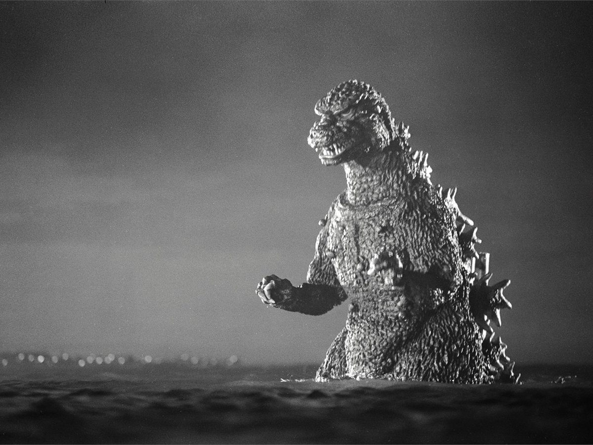 Godzilla_Toho's tweet photo. Celebrating Kenpachiro Satsuma, who was born on this day 79 years ago, the iconic suit actor performed as Hedorah in 1971 and Gigan in 1972 & 1973, before eventually taking on the role of Godzilla from 1984-1995.

Hedorah in Godzilla vs. Hedorah (1971)
Gigan in Godzilla vs. Gigan (1972) and Godzilla vs Megalon (1973)
Godzilla in The Return of Godzilla (1984) and Godzilla vs. Destoroyah (1995)
