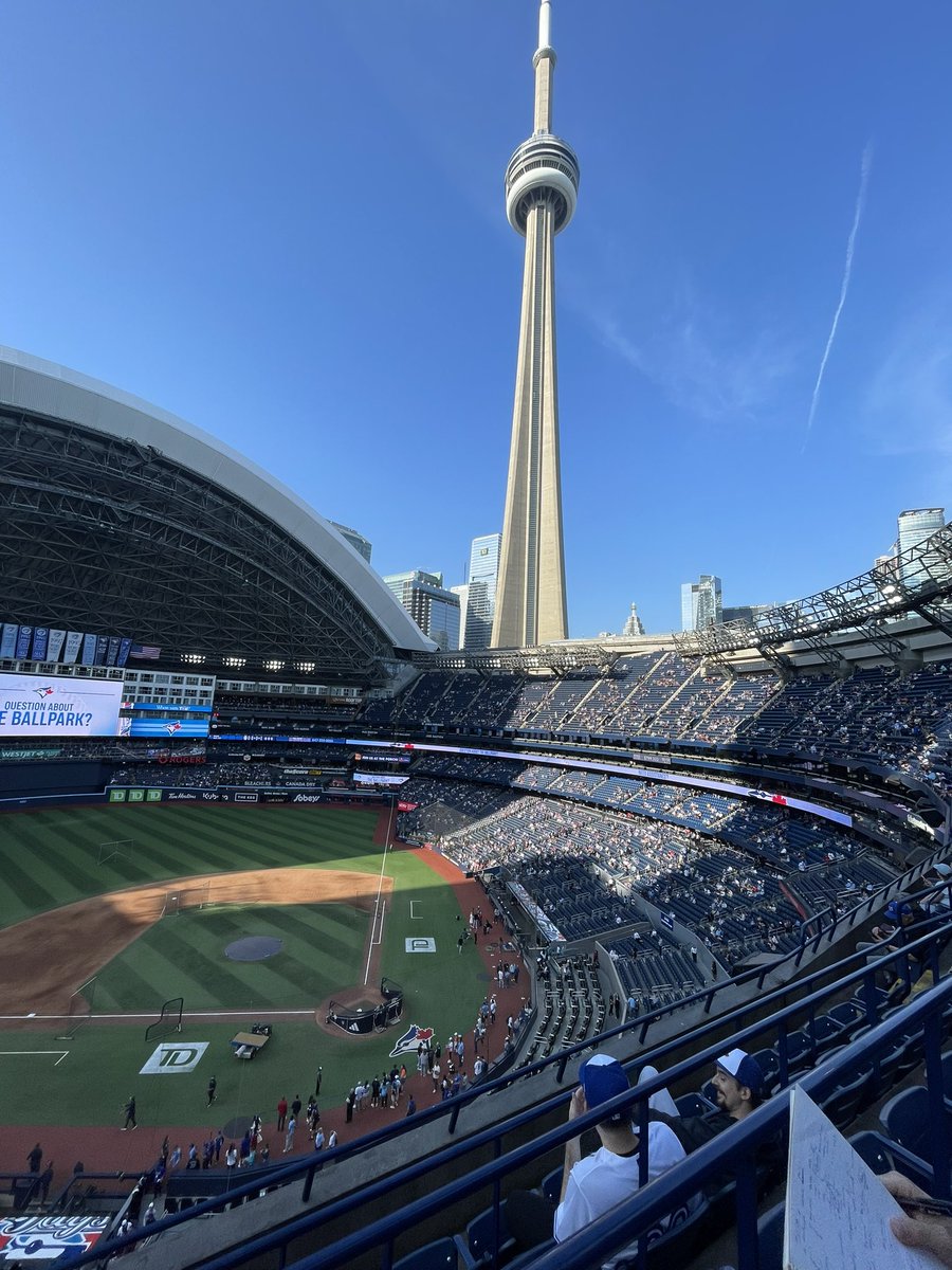RussellMuscleTV's tweet photo. Great view for only $22 on TickPick https://t.co/Ab2bkoh36x