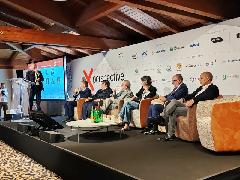 Esriitalia's tweet photo. 📍Perspective 2026 – THE PLAN Forum | Roma
Il nostro CEO Emilio Misuriello è intervenuto sul ruolo di #GIS e dati geospaziali nella rigenerazione urbana.🔊 Dai dati alle decisioni per città più intelligenti e sostenibili #Esri #GeoAI #SmartCity #UrbanPlanning @theplanmag https://t.co/DDDmxpvFBr