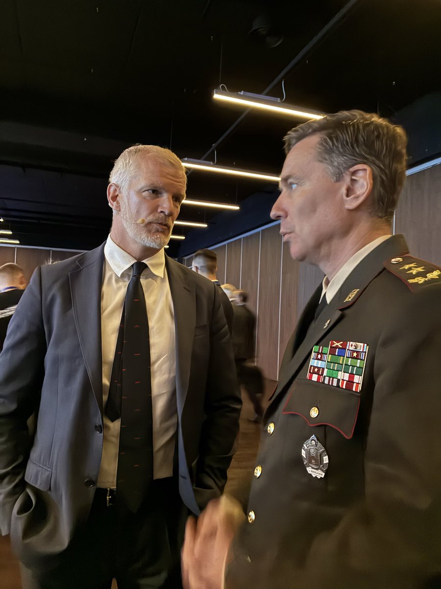 KathyLeachFCDO's tweet photo. Great to have Minister Armed Forces @AlistairCarns here for 🇱🇻 #DroneSummit - proud to co-chair the Drone Capability Coalition for 🇺🇦 with 🇱🇻 , delivering over 100k interceptor drones to 🇺🇦 and building the innovative drone ecosystem we all need. https://t.co/6uDyK7bzQ4