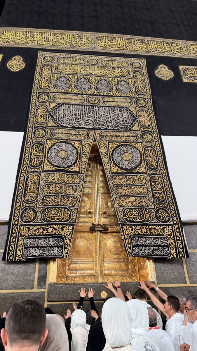 glvural2's tweet photo. Tüm İslam aleminin Kurban Bayramı Mübarek olsun.Hac cımız mebrur olsun🌹🕋#hac#kabe https://t.co/nYDTsKNY1G