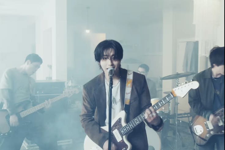 skzchartdata's tweet photo. SKZ-PLAYER "back to life" by #HAN has surpassed 5,000,000 (5M) views on YouTube!

▶️ https://t.co/BHo8r6ACaQ

@Stray_Kids
 #StrayKids #스트레이키즈 https://t.co/TaEhWYfOXb