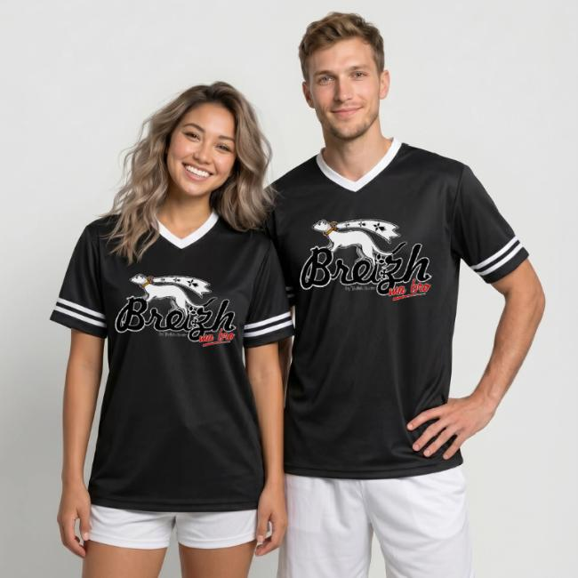 GiachelloB's tweet photo. L'esprit foot, l'âme bretonne. Nos nouveaux maillots "Breizh ma bro" sont arrivés ! 
▶️https://t.co/vtLX7QGfMe

#Bretagne #brittany #BZH #Breizh #football #Sportswear #ideecadeau #sport #soccerjersey #oodt #Nouveauté #FootballShirt #bzhg #breton https://t.co/jyjtyvxpKD