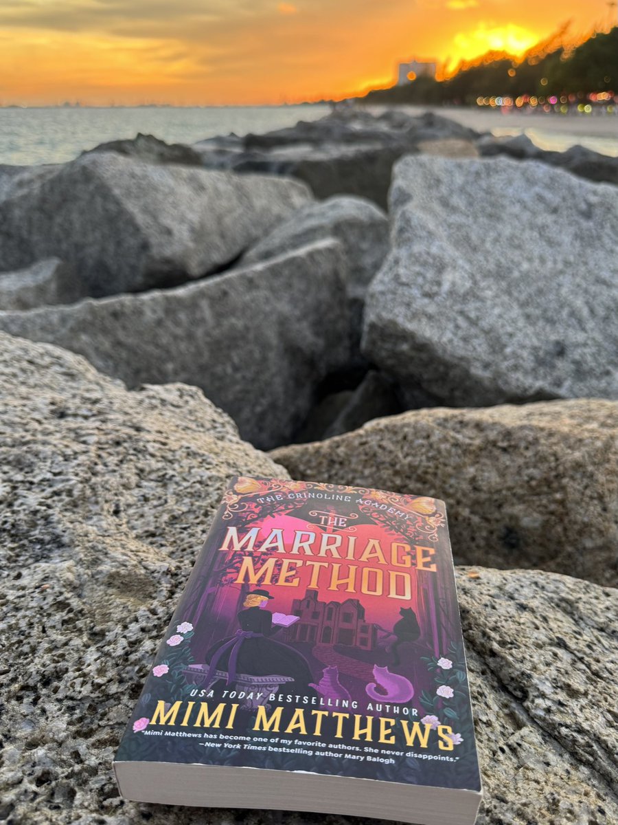 rnitituu's tweet photo. The Marriage Method
🐈‍⬛🐈Mimi Matthews

historical romance ผสม suspense เจ้าของสำนักข่าว&amp;คุณครูสาว(ที่มีสกิลต่อสู้และสกิลสายลับ💃)ต้องมาไขคดีฆาตกรรมของหนึ่งในนักข่าวของพระเอก งานพส Mimi ไม่ทำให้ผิดหวัง พระนางฉลาด mature ไม่วึ่นวือ โรแม้นซ์เรียบๆ เรื่อยๆ แต่เขิน☺️ #whatRReads https://t.co/skqpLjHoog