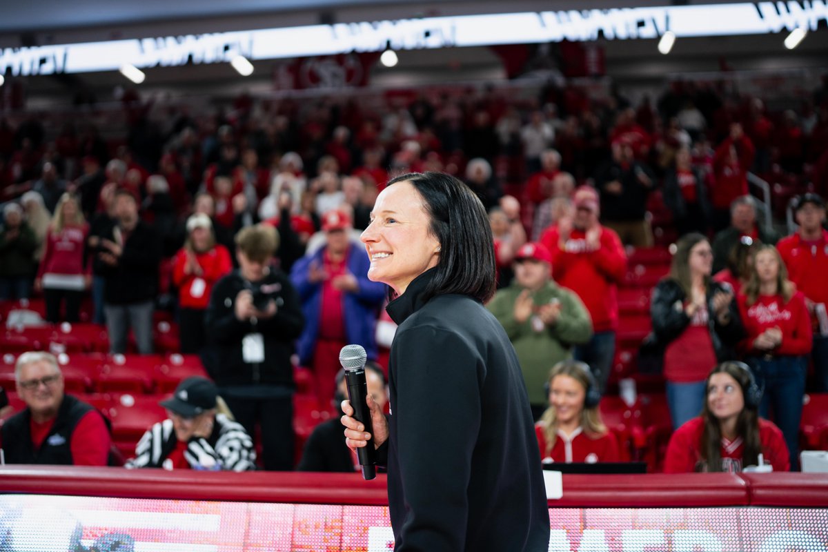 SDCoyotesWBB's tweet photo. Happy Birthday to our leader on and off the court! 🥳

Thank you for everything you do for us @Coach_Eighmey!

#GoYotes https://t.co/8Ra0MBH4qD