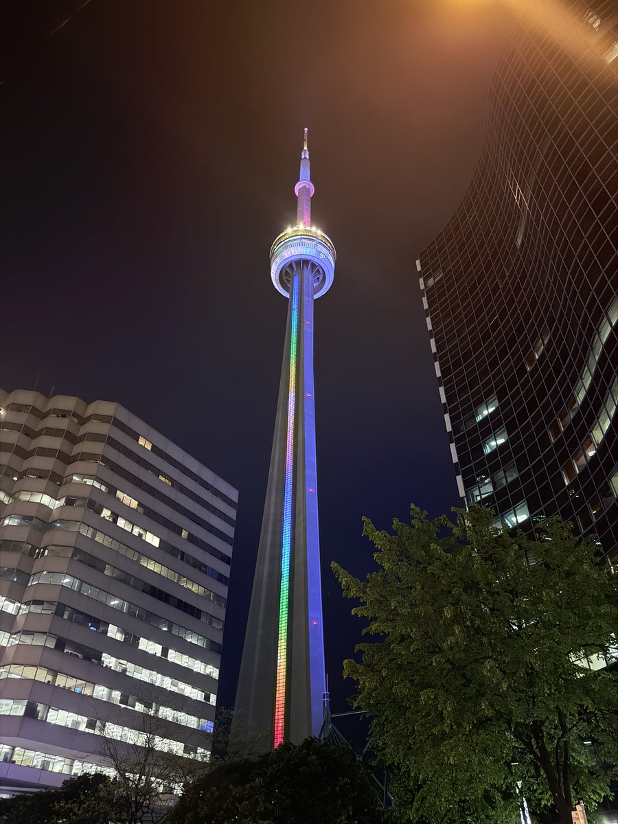 yiying__zhang's tweet photo. Attending the Toronto Tech Week from today to Friday. Will see some old friends, hope to meet new ones! https://t.co/vAEgVjIjDu