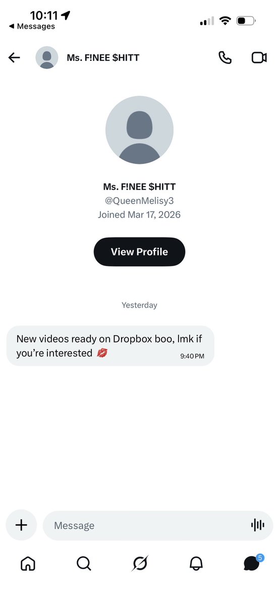 dd9_king's tweet photo. @aaauntieee They are trying to be like you and stealing your content https://t.co/hjLrDcgTfo