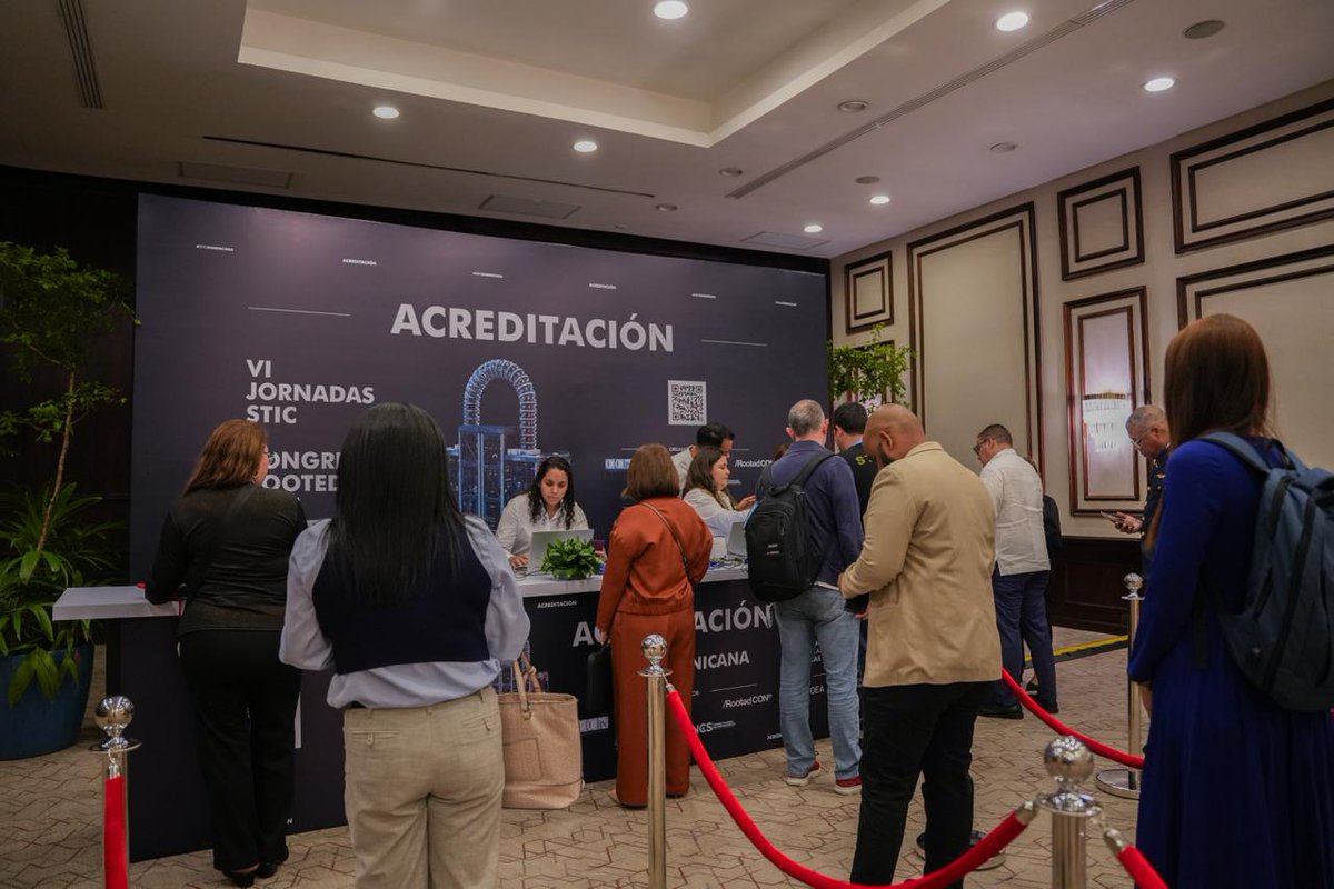 CCNCERT's tweet photo. ¡Primer día de las #STICDOMINICANA! 
 
Abrimos las puertas para acoger la sexta edición de estas Jornadas organizadas por el #CCN, el @ESPDEF_CERT, @rootedcon de España y el DNI y el @CNCSRD de República Dominicana.
 
👉 Programa: https://t.co/Mj2GQyKTd3 https://t.co/Gd8OAqqVAN