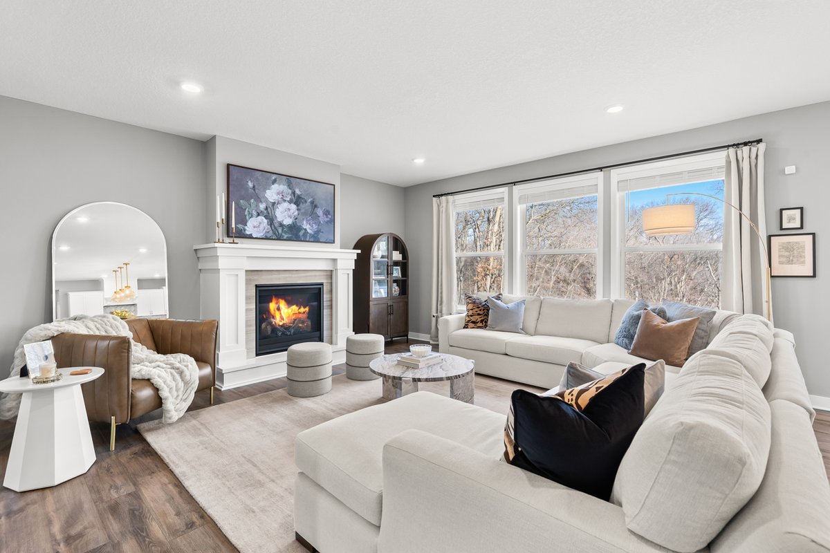 JeffreyDewing's tweet photo. * * Pending! * *
6373 Apple Court l Inver Grove Heights
4 Bedrooms l 4 Bathrooms l 3,590 FSF
Unparalleled Upgrades! l $925,000
•
•
•
#pending #newhome #coldwellbanker #sold #home https://t.co/U4PmuvvuII