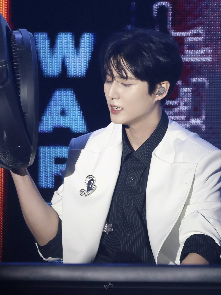 시로샤인 (@shiroushine) / Posts / X