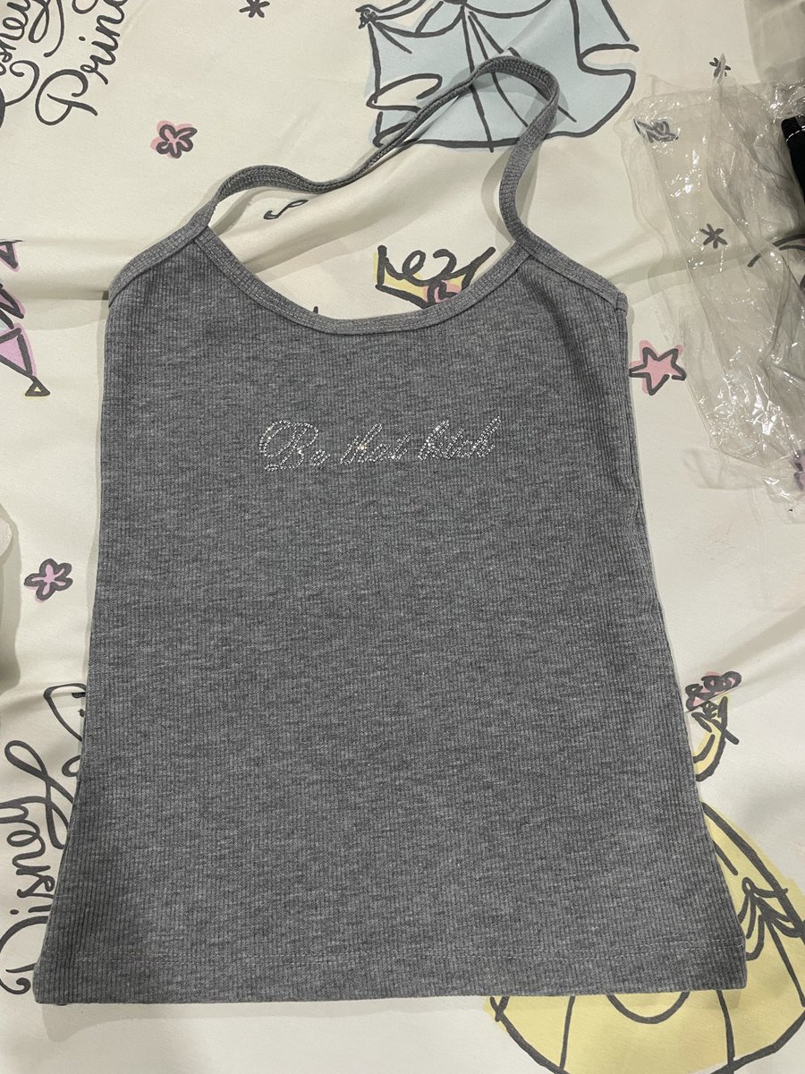 19___oyou's tweet photo. 3. เสื้อคล้องคอ สีเทา (S-M)

- มือ 1

🦢 45.-

#ส่งต่อเสื้อผ้ามือสอง #โล๊ะตู้ https://t.co/9fUI6rNcrL
