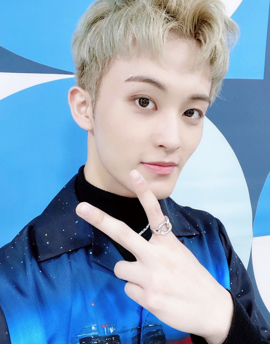 onyourmarkface's tweet photo. #MARK #마크 #MARKLEE #맠프 https://t.co/rrM0rPj8uV