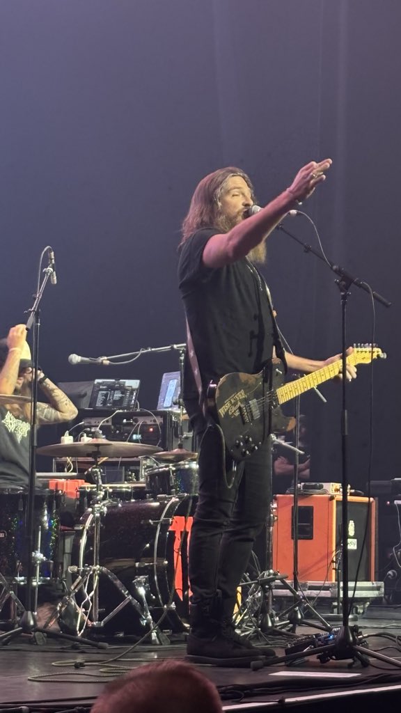 LL_ToDa_H's tweet photo. @therocket951 
@JimboWood 
@thecasiokid 

Saw @TimMontana open for @alterbridge in ATL &amp; in Nashville. Great show!! https://t.co/okGCvVnNgc