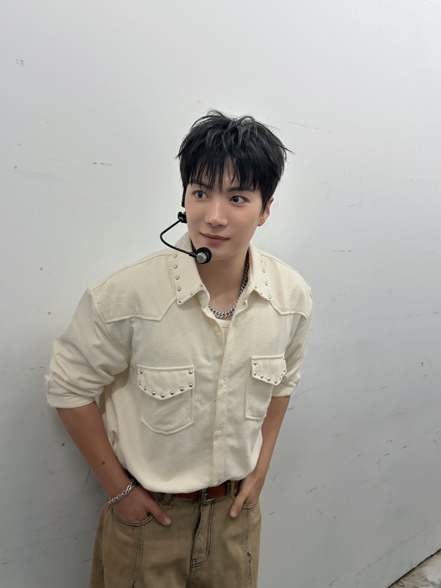 __김뭉클 tweet media