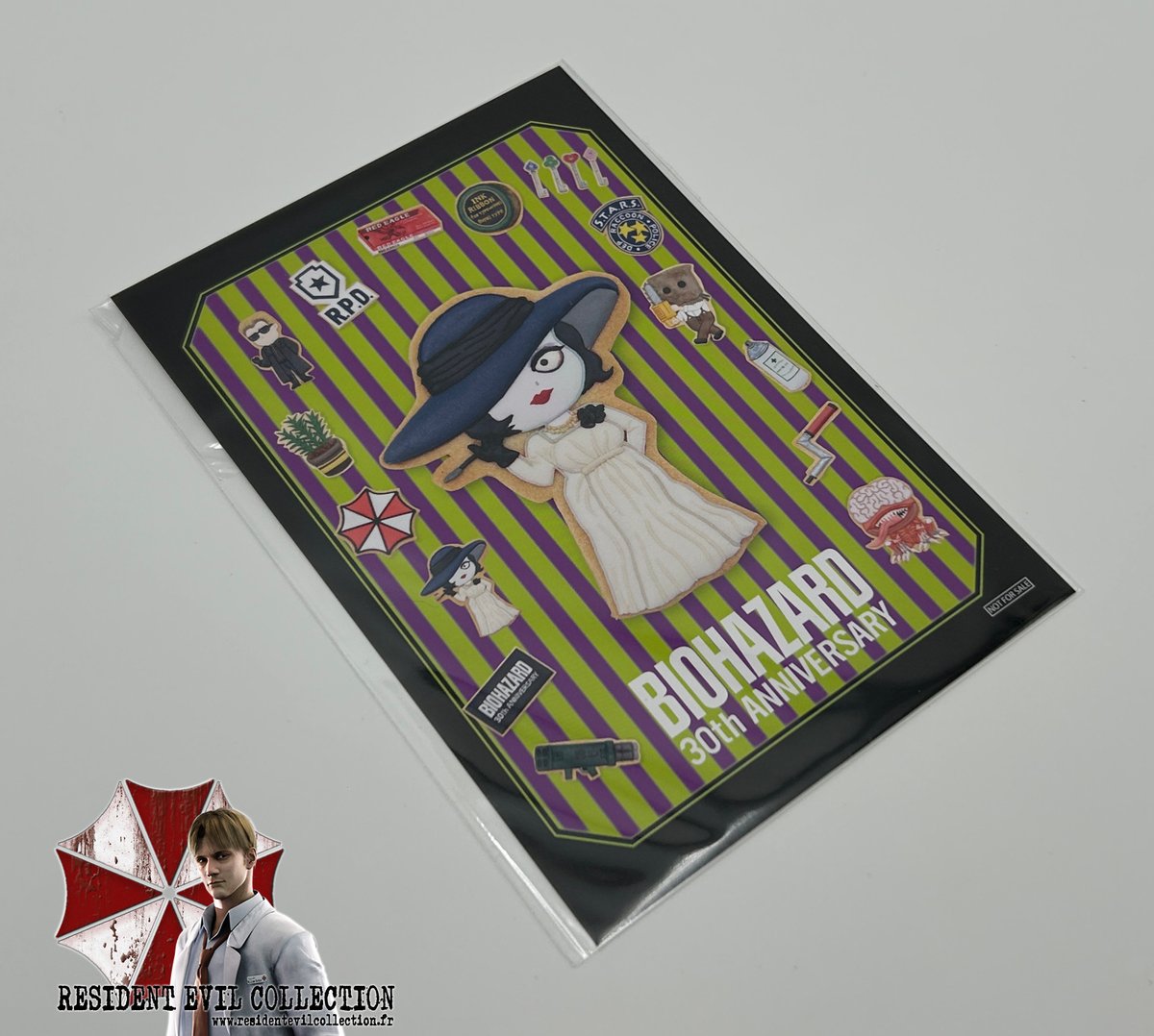 1008 Carte Postale Alcina Dimitrescu Biohazard 30th. (8 photos
