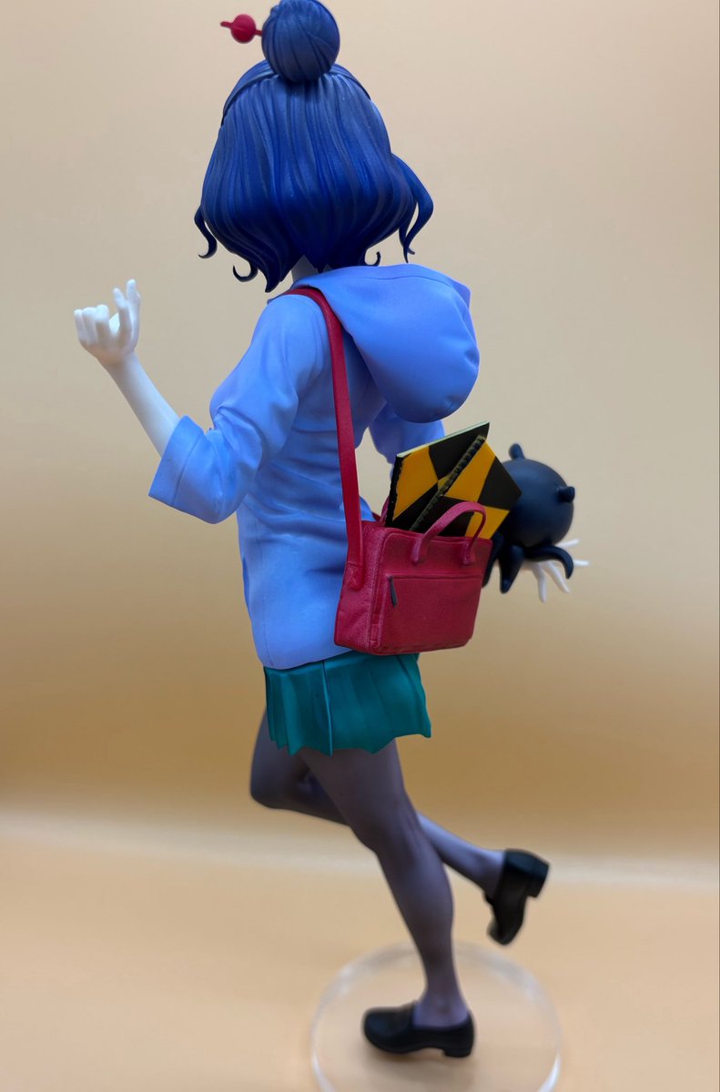 shintoinc's tweet photo. GWから制作していた制服北斎完成
実際には応為かな、とと様1パーツだし

原型：グリズリーパンダ様( @GRIZZRYPANDA )
キット：FGO 制服シリーズ フォーリナー葛飾北斎(通常版）

悪い子版とのコンパチも可能なキットでしたが盛大にやらかしたため通常版のみ
横からのアングルがとても良き https://t.co/jAFYbMq6Wh