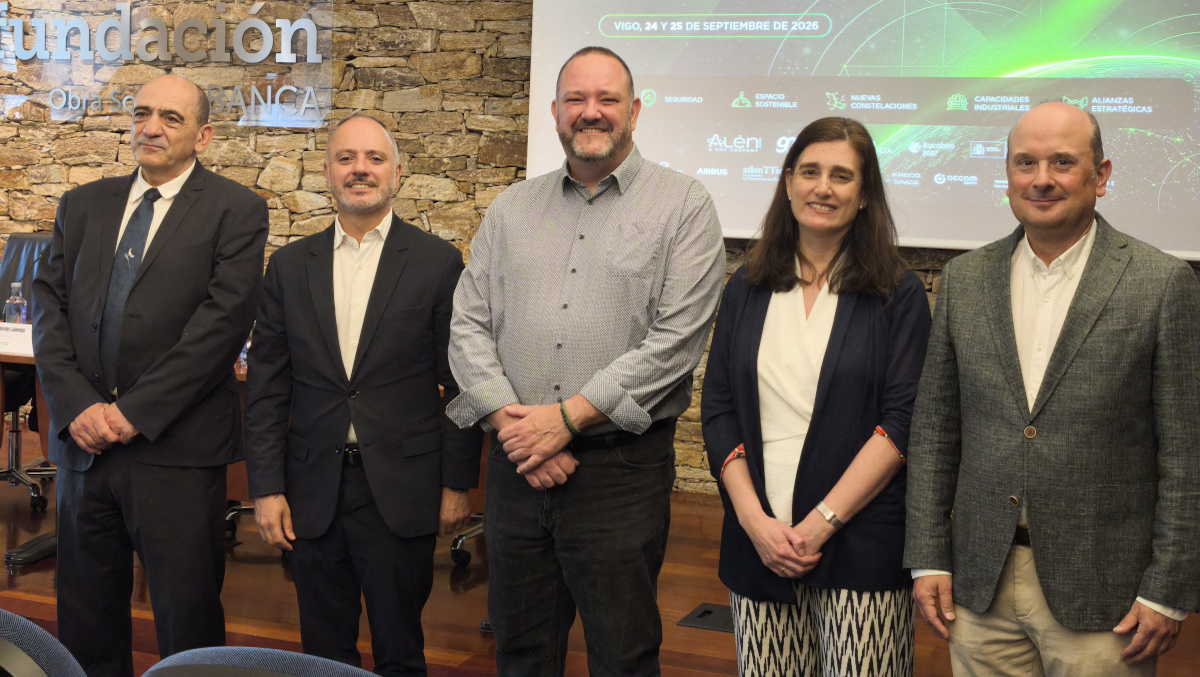 alenspace's tweet photo. La 4ª edición de @NewSpaceES está un paso más cerca 🚀 

Hoy presentamos en Vigo el evento que reunirá los días 24 y 25 de septiembre a la industria espacial española bajo el lema “Autonomía estratégica desde el espacio”. 

🔗 https://t.co/mA1Bq3J76i

¡Empieza la cuenta atrás! https://t.co/MXJTNRIFFs