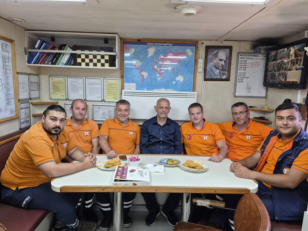 acarburhan's tweet photo. @turkdenizis Genel Sekreteri Sayın @eyupkasp başkanımıza ziyaretleri sonsuz teşekkürler…
@Marmara_Subesi 
#kurbanbayramınızmübarekolsun https://t.co/LqhmfTFvKW