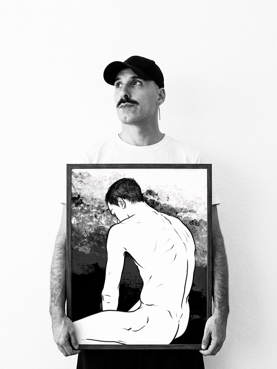 ismaelalvarez's tweet photo. • Es la soledad que sabe a vacío,
un refugio, un instante, un rincón tan frío,
pero aquí estoy, y en este acto sencillo,
me abrazo en silencio y me hallo en mi brillo •

#arte #artista #ilustración #dibujo #ismaelalvarez https://t.co/jSE8k5A4fD