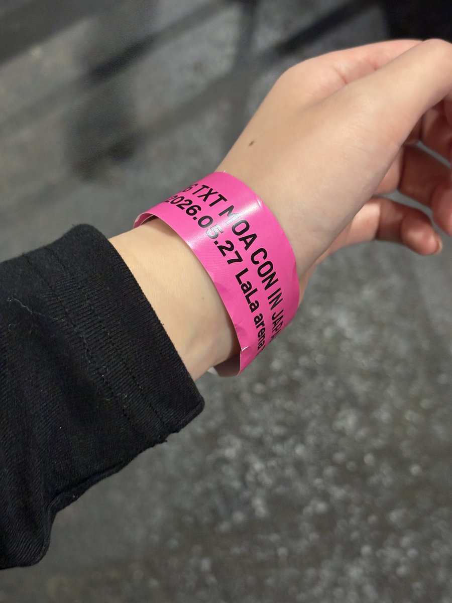 251111k's tweet photo. 駆け抜けたハイタッチ🏃‍♀️ https://t.co/cciObALiiv