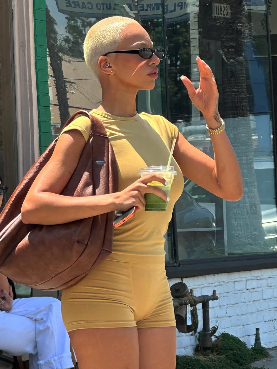 pricey BABE ❣️ tweet media