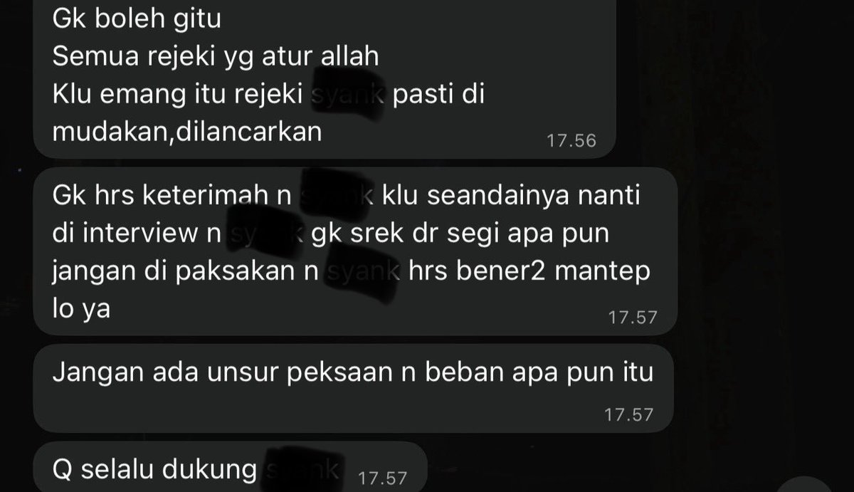 DimDimas_96's tweet photo. The real my support System walaupun ngambekan plus emosian tapi sayang banget sama ini anak 🤗 https://t.co/Y3mwbVfYE2