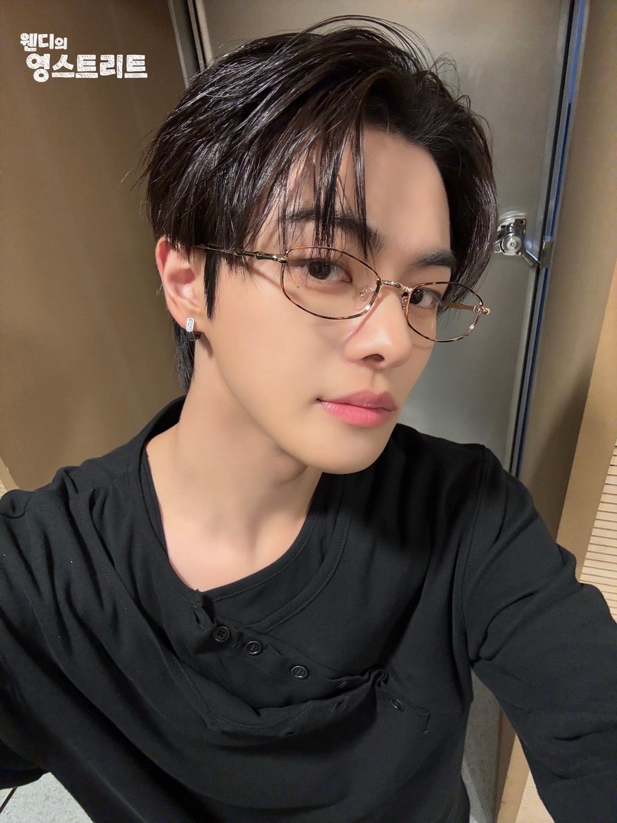 리냥🐾 tweet media