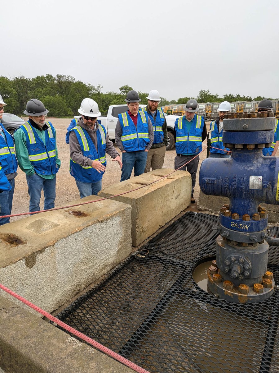 DeepFission's tweet photo. Our @DeepFission surface systems team recently met in Parsons, Kansas, to discuss plans to deliver one-mile-deep #nuclear power systems. At this depth, geological isolation is expected to naturally provide essential pressure control + enhance safety.

https://t.co/s5mLAAvfSH https://t.co/faGm9lO5qn