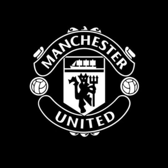Yhinkuz tweet media