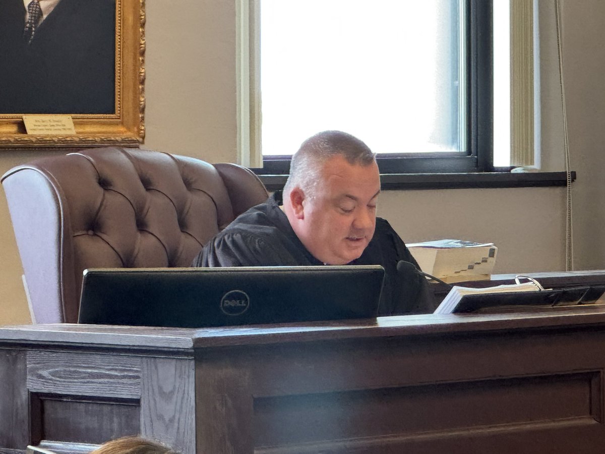 GSportsboy's tweet photo. Oneida County Judge Michael Nolan sentenced former Mid-State correctional officer Jonah Levi to 25 years in state prison for manslaughter.

Levi is one of 12 CO’s involved in the death of inmate Messiah Nantwi in March 2025.

Follow @cnyhomepage for more coverage at 6:00 p.m. https://t.co/LuK0qTl3BT