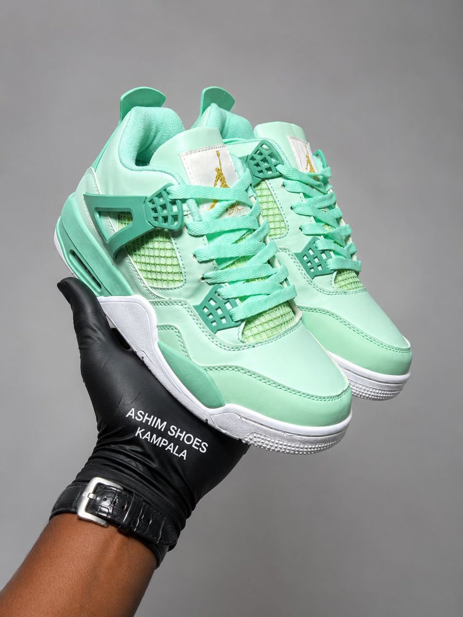 MsDeee12's tweet photo. Sneakers at 60k only 
For delivery 0787345675 https://t.co/tgiM9fUJC3