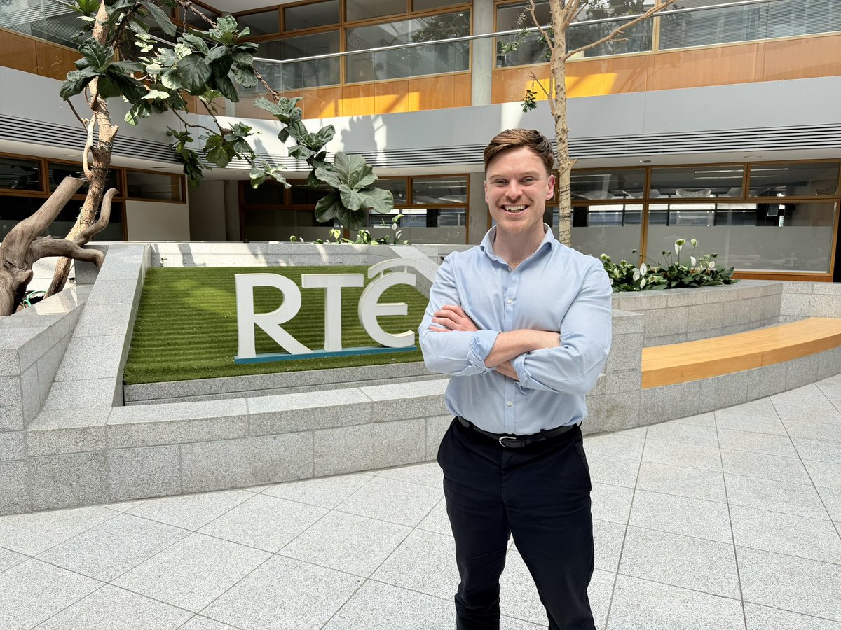 breaktmaths's tweet photo. First time on RTÈ today ❤️

So proud of the team I represent. Breakthrough Maths has come a long way 🙌

Thanks for all the support from parents and students, the genuine love for what we do is incredible! https://t.co/mjmT2qP31h
